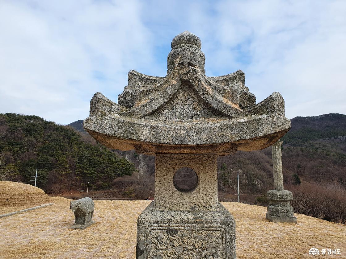 지붕돌