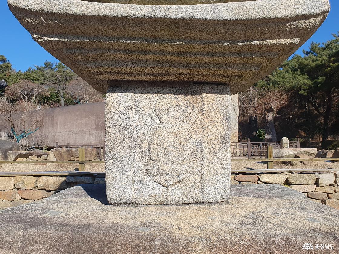 몸