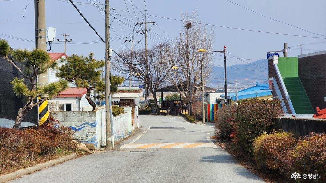 와야리벽화마을 마을길