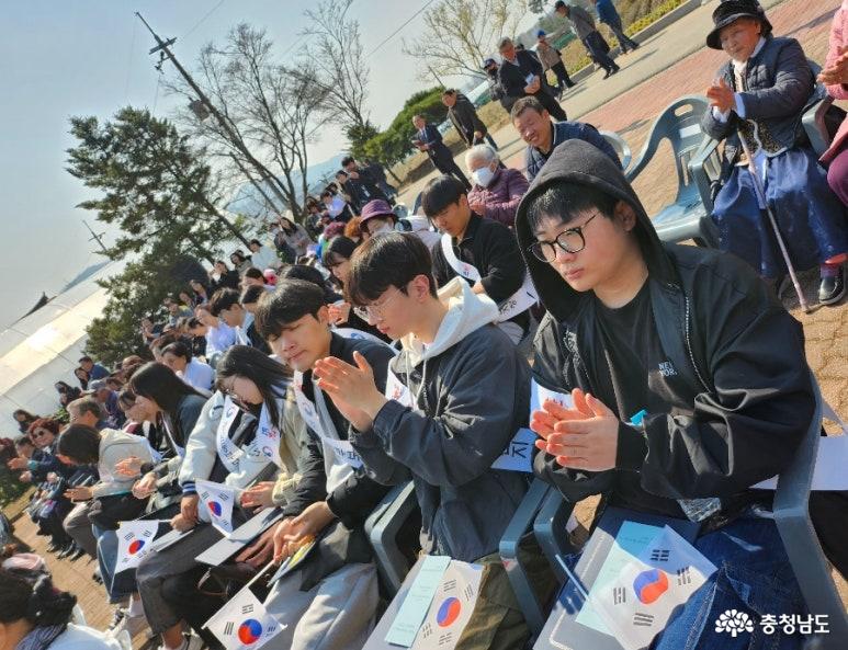 백석대학교 '유관순열사를사모하는모임' 학생들