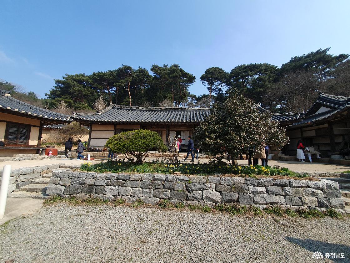 안채 전경