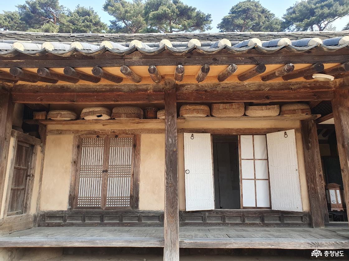 건넌방